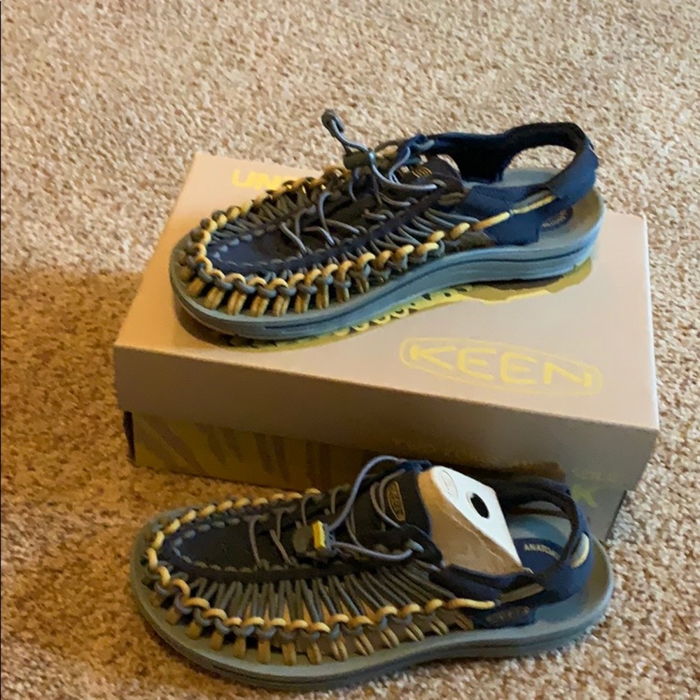 Keen Uneek men’s sandals